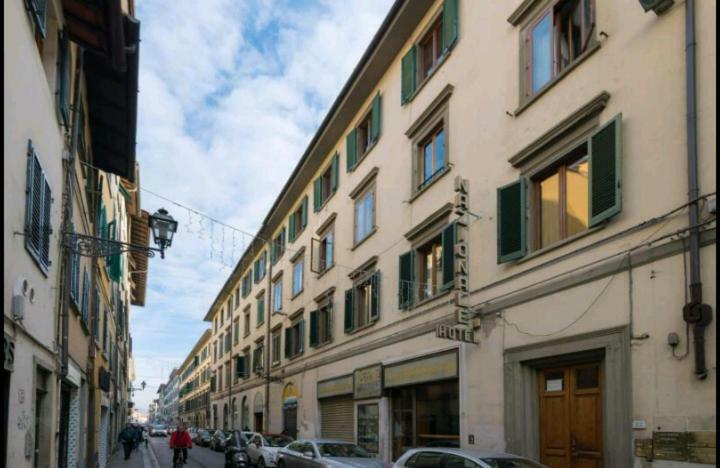 Holiday Rooms Firenze Bagian luar foto