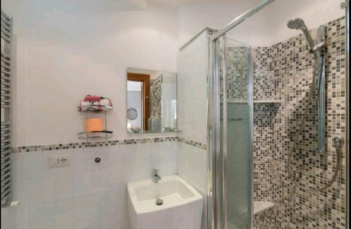 Holiday Rooms Firenze Bagian luar foto