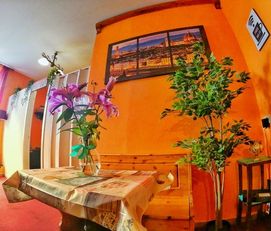 Holiday Rooms Firenze Bagian luar foto