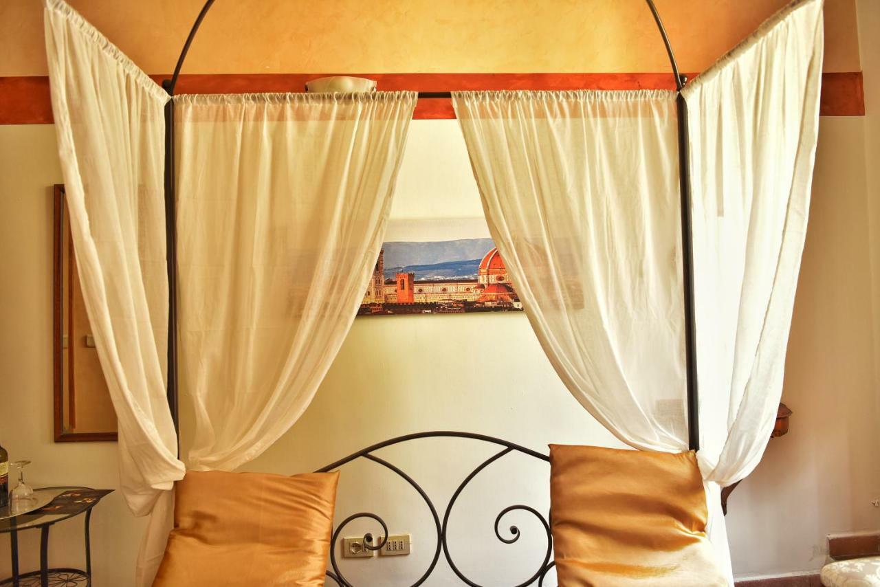 Holiday Rooms Firenze Bagian luar foto