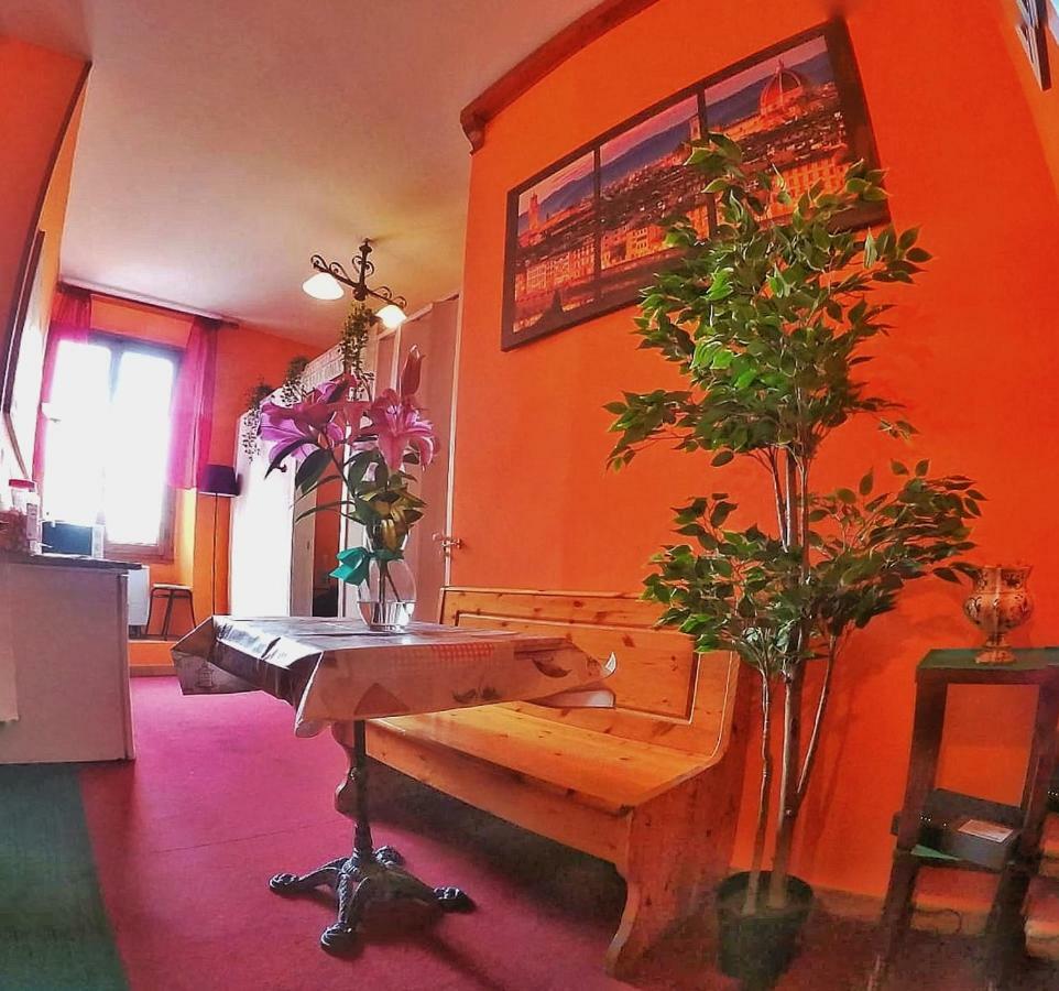 Holiday Rooms Firenze Bagian luar foto