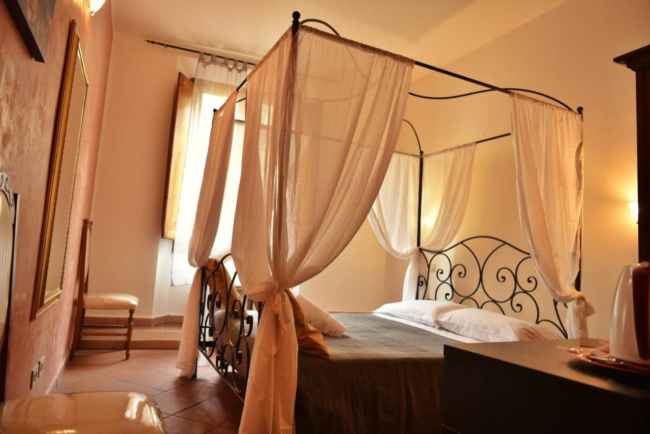 Holiday Rooms Firenze Bagian luar foto